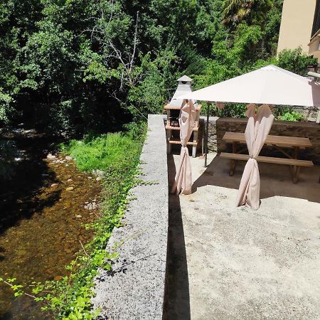 Apartamentos El Rincon De Limes 칸가스 델 나르세아 외부 사진