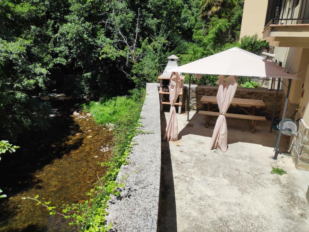 Apartamentos El Rincon De Limes 칸가스 델 나르세아 외부 사진